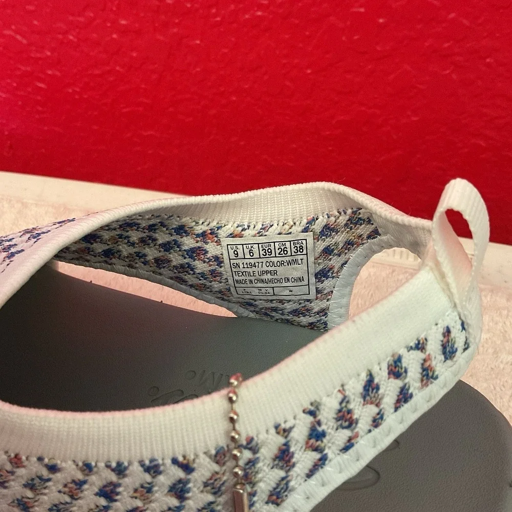 Skechers Cali Yoga Foam Sandals Size 9 - Picture 5 of 7